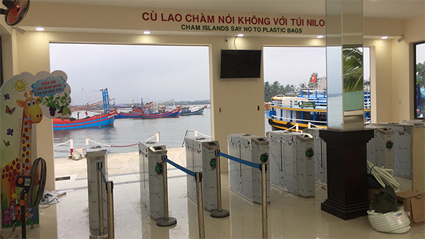 三桿閘機(jī)的構(gòu)件？